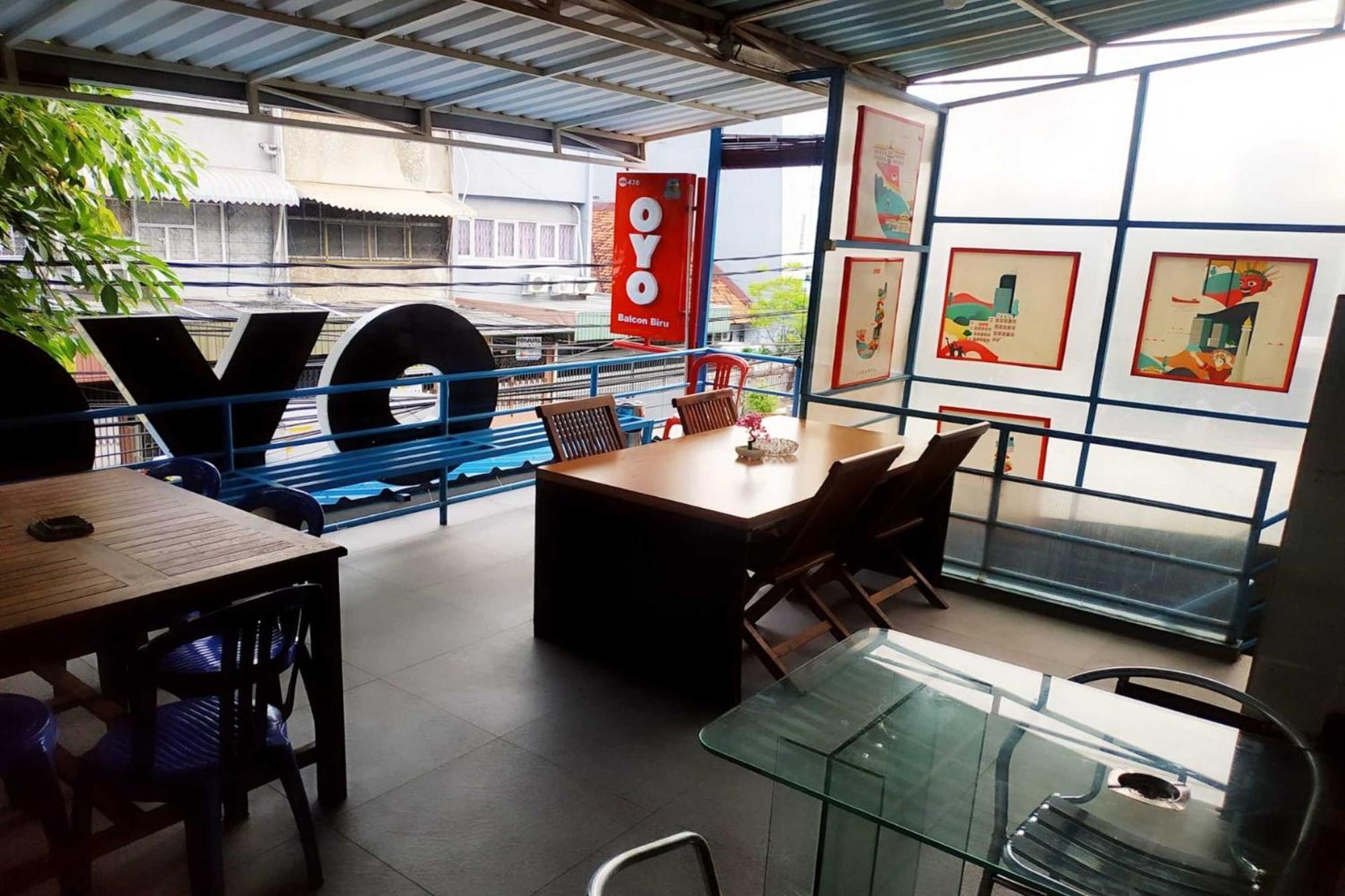 Hotel Oyo 478 Balcon Biru Jakarta Exterior foto