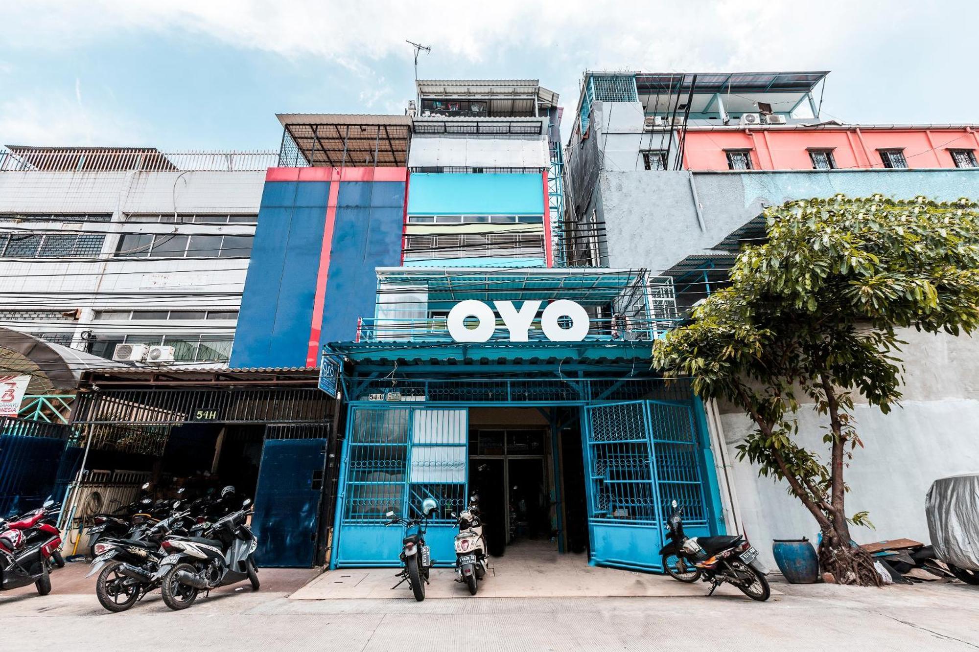 Hotel Oyo 478 Balcon Biru Jakarta Exterior foto